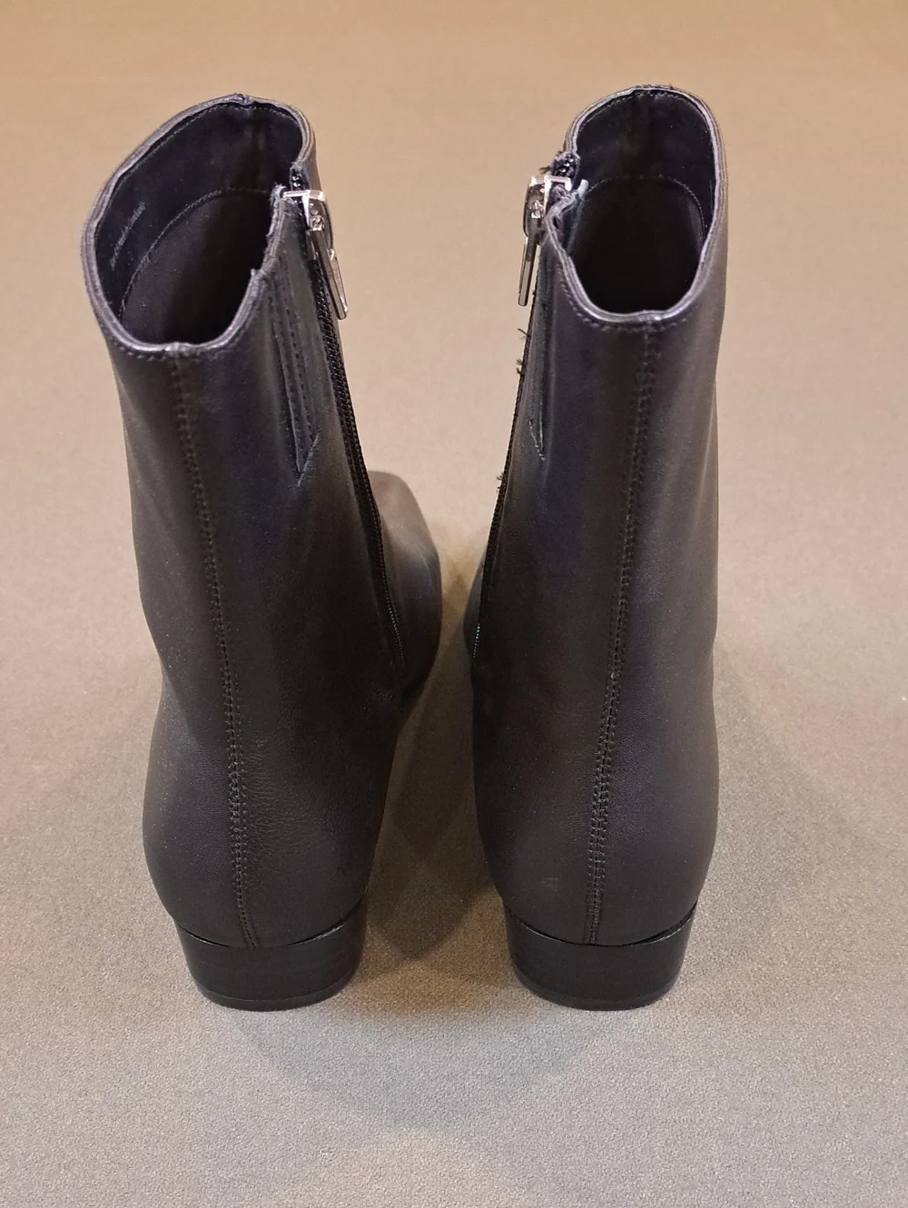 Dolce Vita Tarine Booties Black Leather - Size: Women 9.5